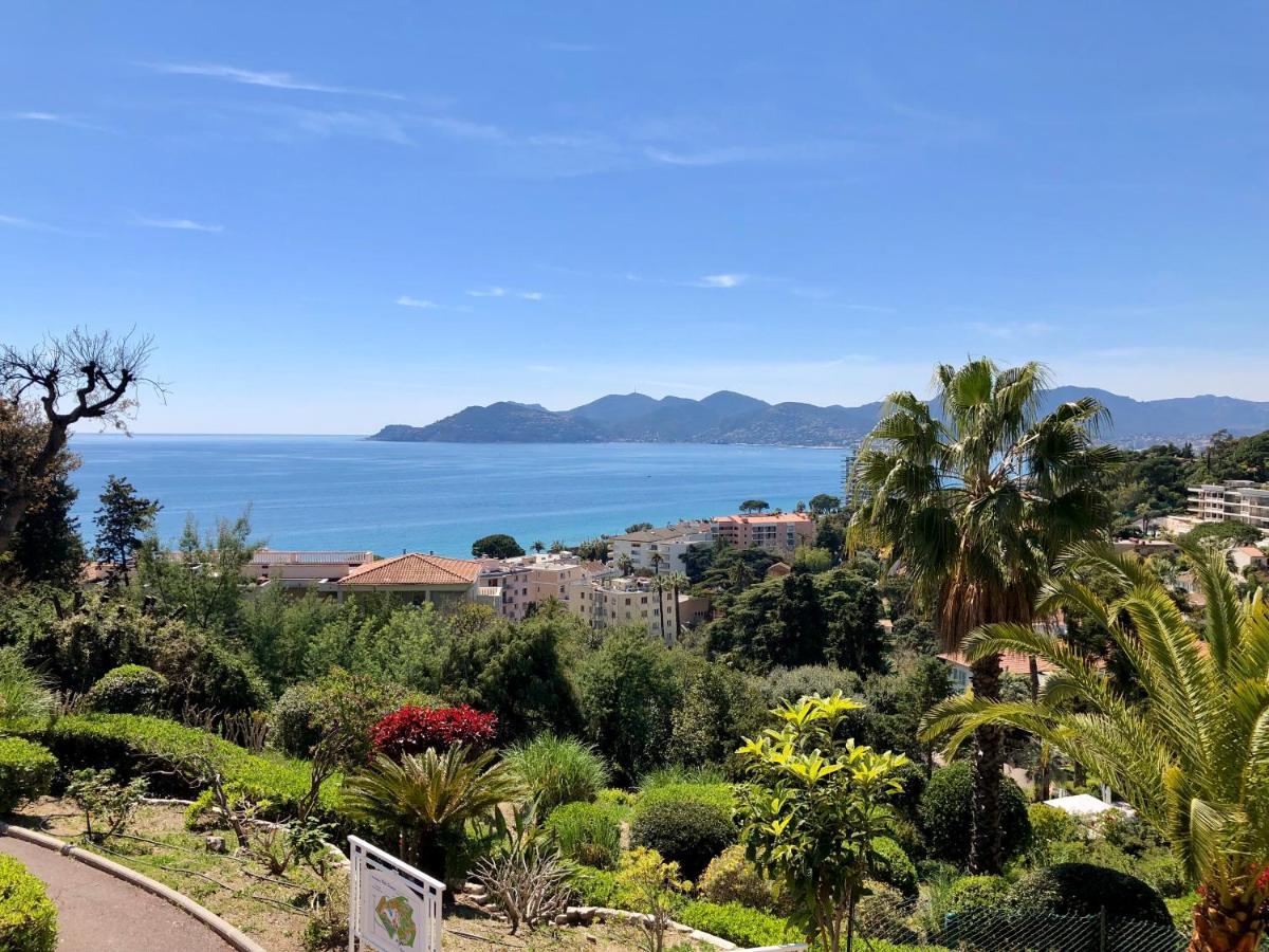 T2 Superbe Vue Mer Cannes Luaran gambar