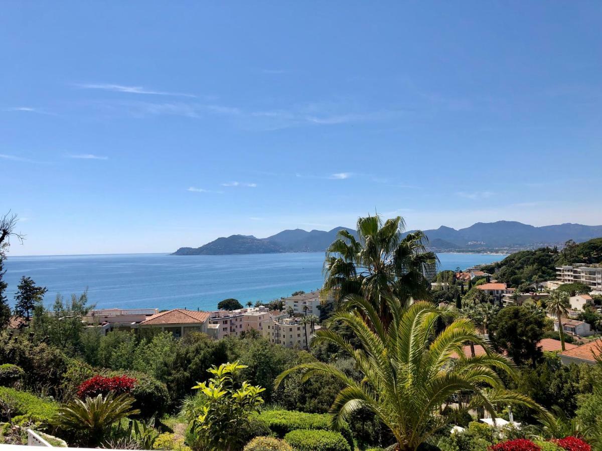 T2 Superbe Vue Mer Cannes Luaran gambar